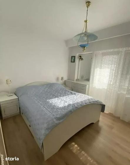 Apartament cu 3 camere decomandat în Pantelimon