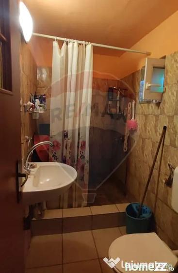 Casă cu 4 camere cu Teren 1710 Mp în Fonău