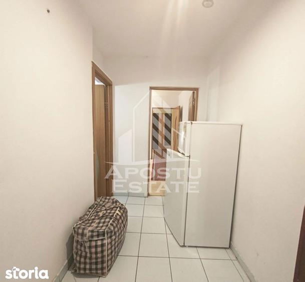 Apartament cu 2 camere nedecomandat, mobilat în Circumvalațiunii