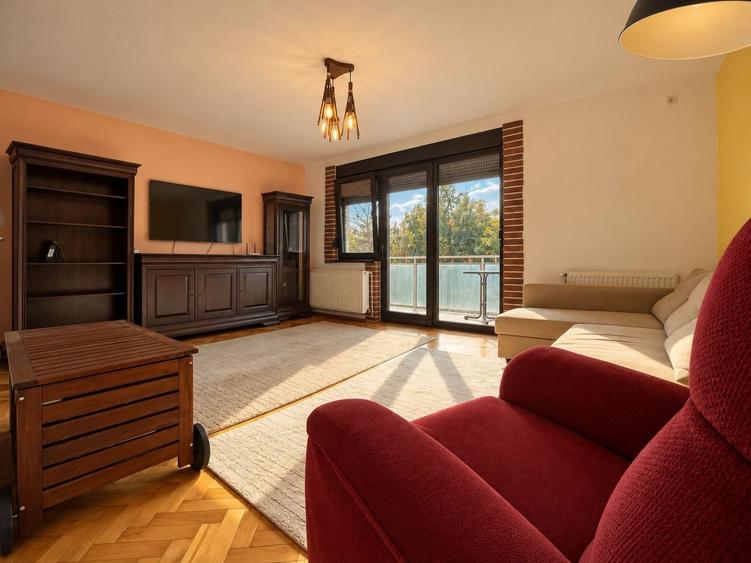 Apartament cu 2 camere decomandat în Central