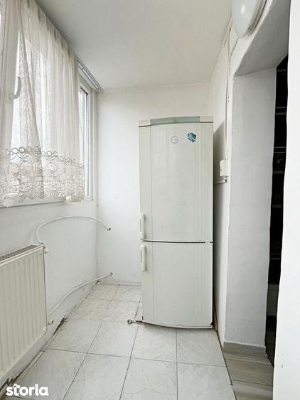 Apartament cu 3 camere decomandat în Decebal