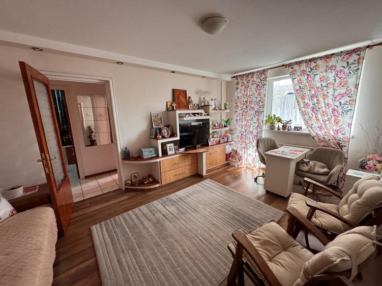 Apartament cu 2 camere în Drumul Taberei