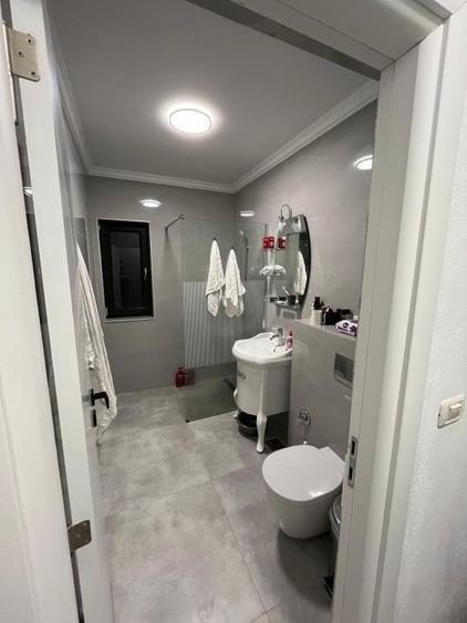 Apartament cu 2 camere decomandat, mobilat în Giroc