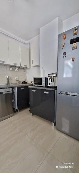 Apartament cu 2 camere decomandat, mobilat în Central