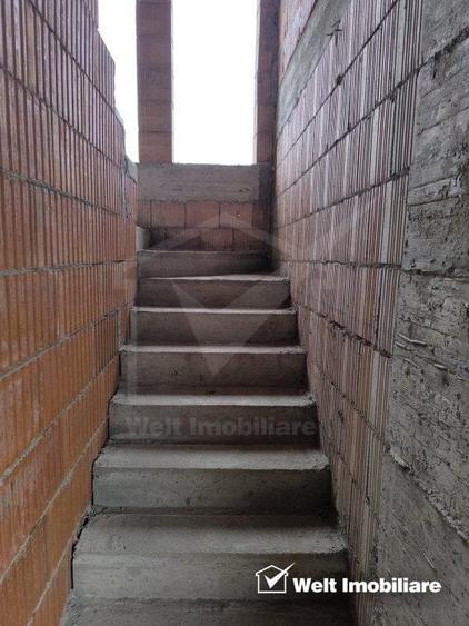 Duplex cu 4 camere cu Canalizare în Florești
