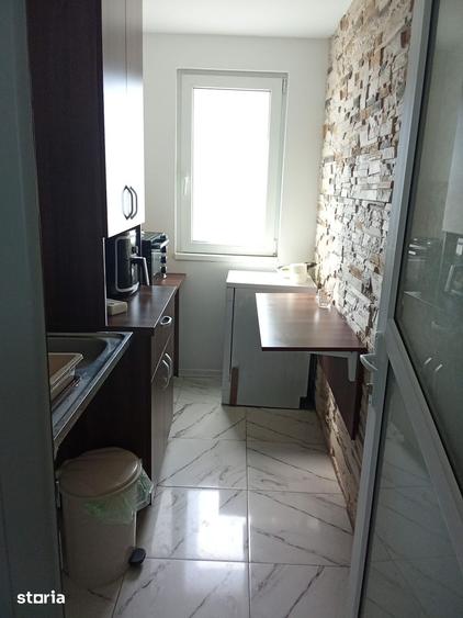 Apartament cu 3 camere decomandat în Mangalia