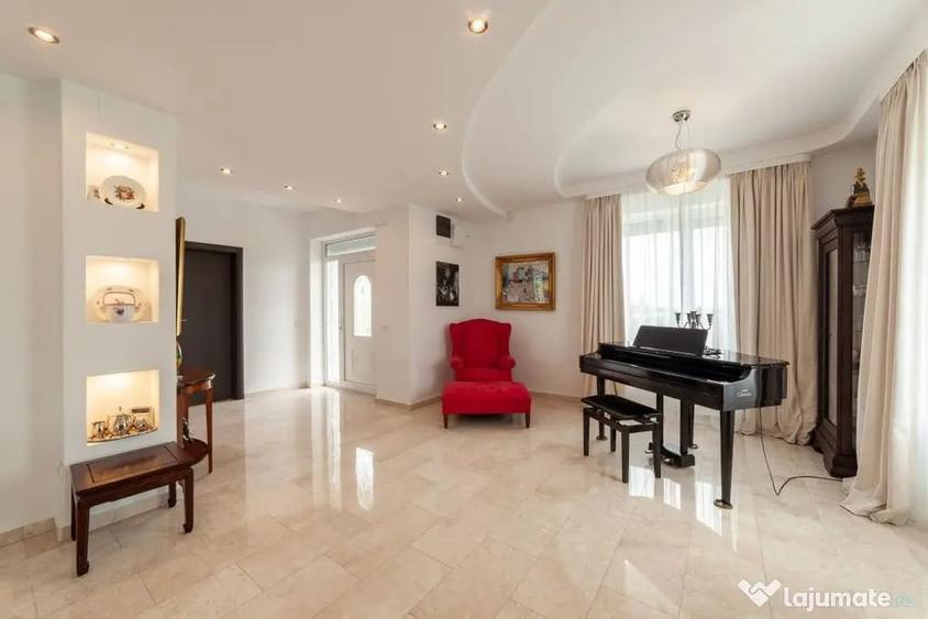 Casă cu 5 camere cu Teren 1255 Mp în Ștefănești