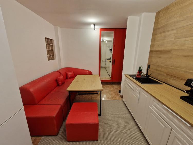 Vanzare apartament 3 camere, metrou Lujerului, renovat si reabilitat recent - 4