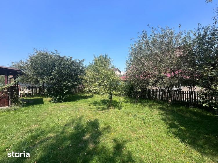 Casă cu Teren 400 Mp în Ilieni