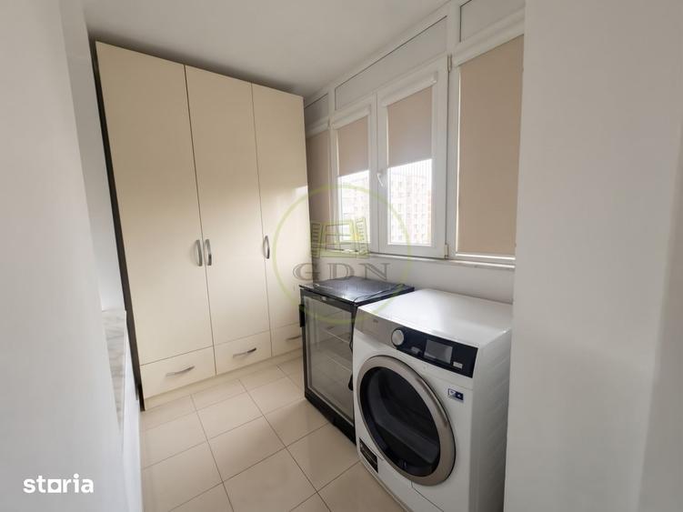 Apartament cu 4 camere semidecomandat în Crângași