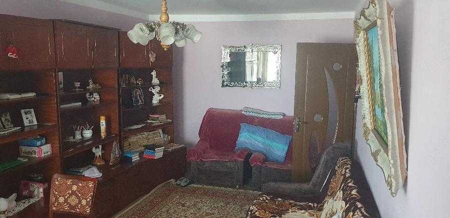 Apartament cu 3 camere decomandat în Nicolae Titulescu