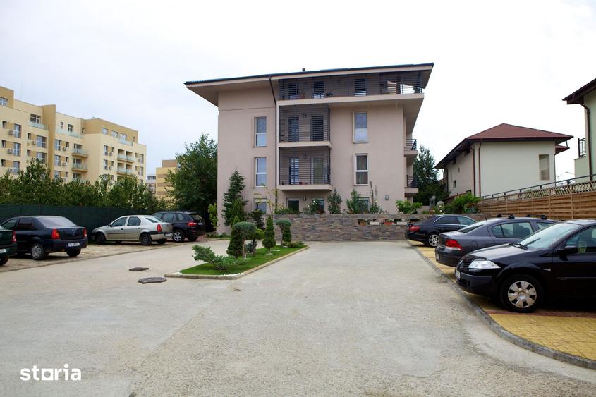 Apartament cu 5 camere, mobilat în Central