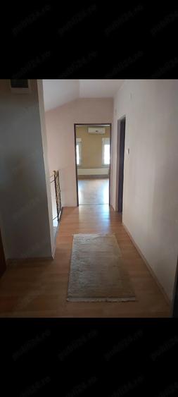 Casă cu Teren 500 Mp în Fabric