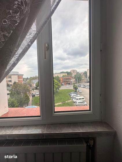 Apartament cu 4 camere în Central