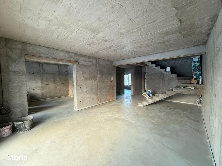 Casă cu 3 camere în Central