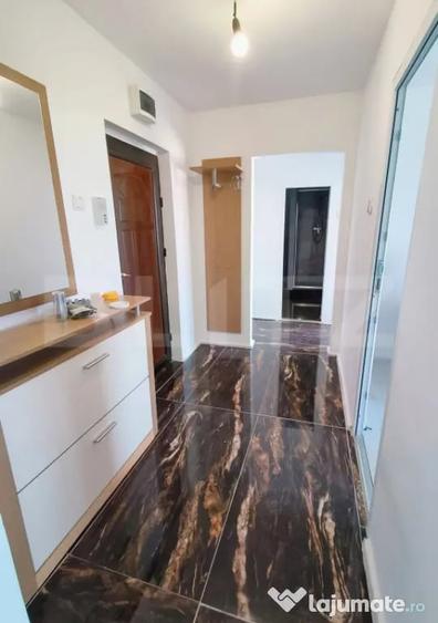 Apartament cu 2 camere decomandat în Craiter