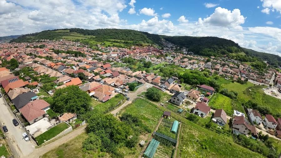 Teren de 531 mp, în Sud