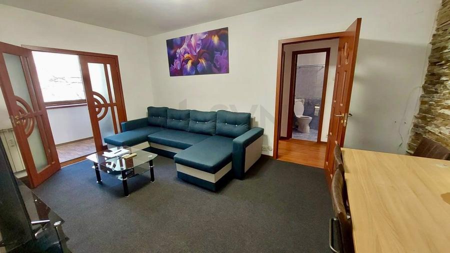 Apartament cu 2 camere semidecomandat, mobilat în Titan