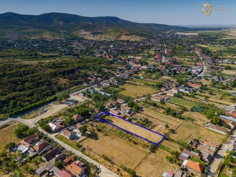 Teren Construcții intravilan de 1664 mp, în Covăsinț