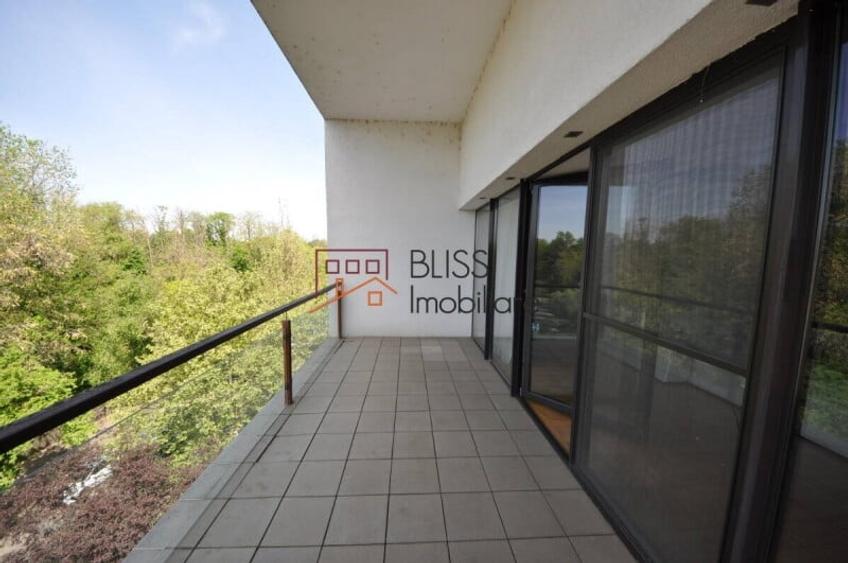 Apartament cu 3 camere decomandat în Herăstrău
