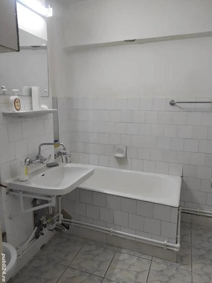 Apartament cu 3 camere decomandat în Decebal