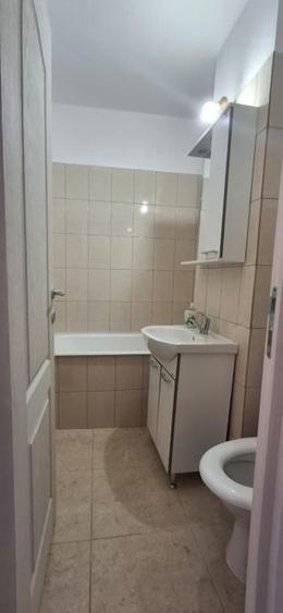Apartament cu 2 camere semidecomandat, mobilat în Griviței