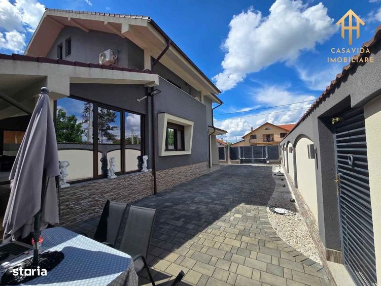 Casă cu 4 camere cu Teren 450 Mp în Central