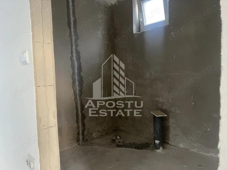 Casă cu 4 camere cu Teren 220 Mp în Giarmata