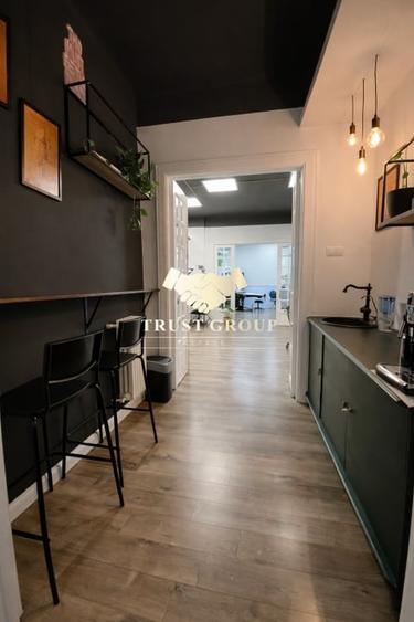 Apartament cu 5 camere decomandat în Grădina Icoanei