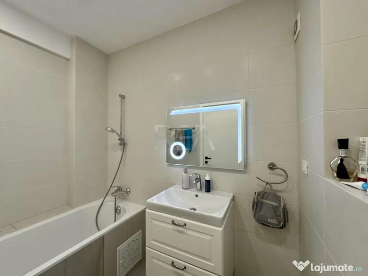 Apartament cu 3 camere decomandat în Banu Manta