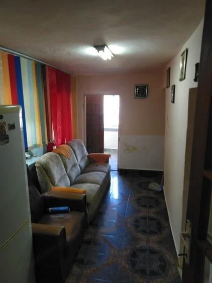 Casa de vanzare in Ghindeni - 2