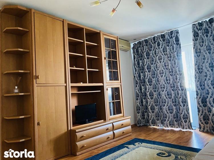 Apartament cu 2 camere decomandat în Piața Unirii
