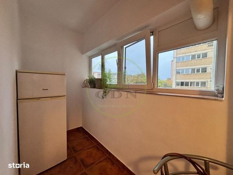 Garsonieră decomandată în Calea București