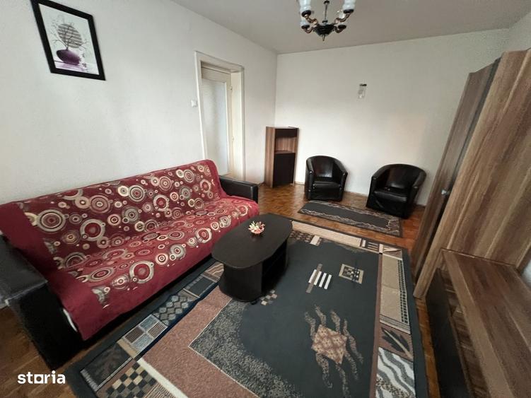 Apartament cu 3 camere decomandat în Calea Dumbrăvii