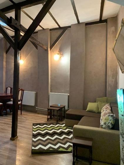 Apartament cu 3 camere decomandat în Armeneasca