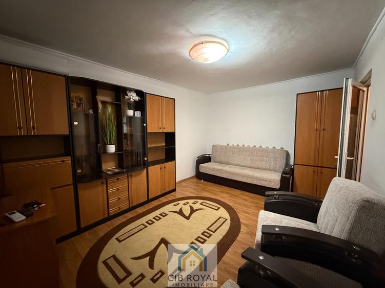 Apartament cu 2 camere decomandat în Lacul Tei
