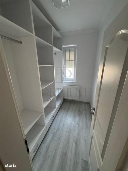Apartament cu 3 camere decomandat, mobilat în Braytim