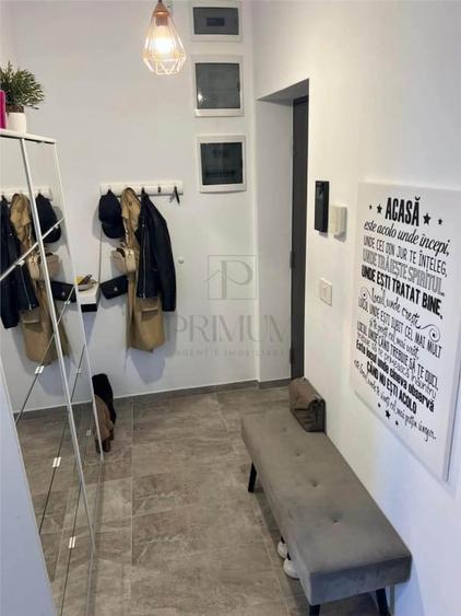 Apartament cu 3 camere decomandat în Aradului