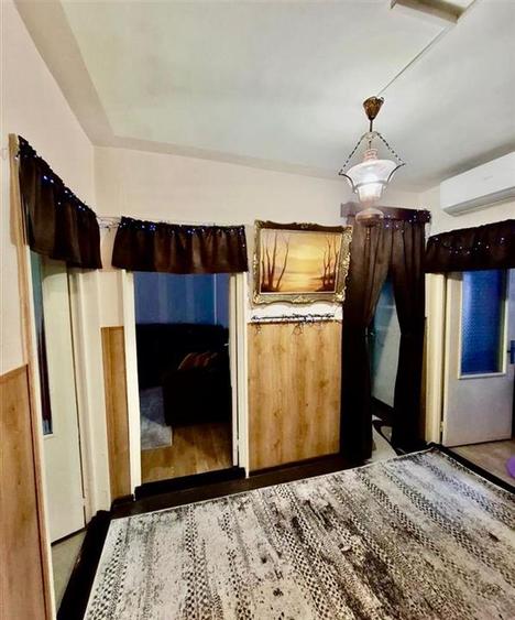 Apartament cu 3 camere decomandat, mobilat în Mircea cel Bătrân