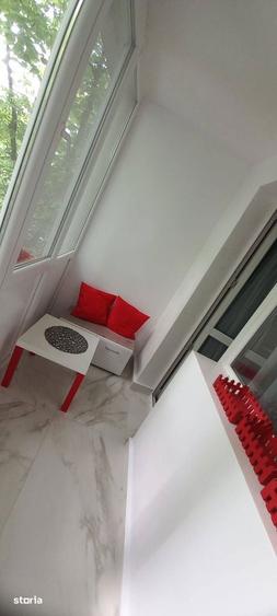 Apartament cu 3 camere decomandat în Drumul Taberei