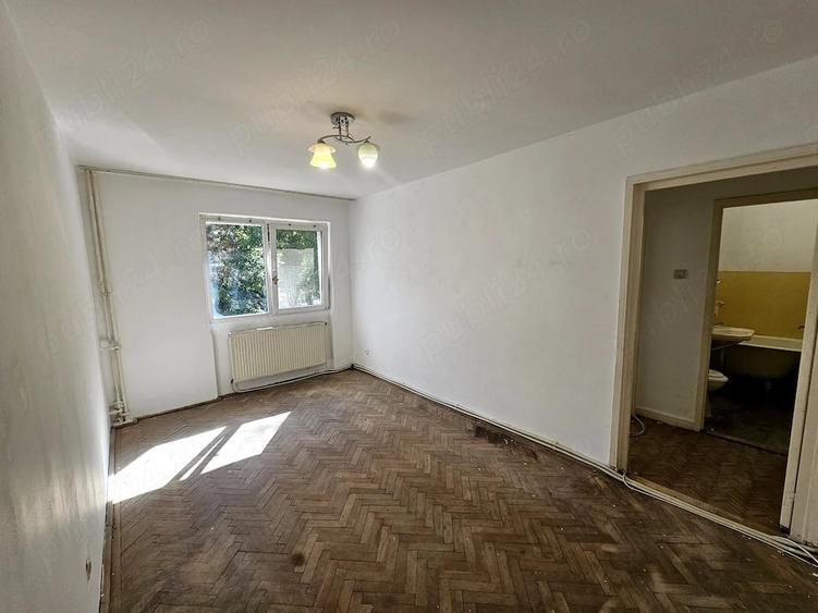 Apartament cu 2 camere semidecomandat în Central
