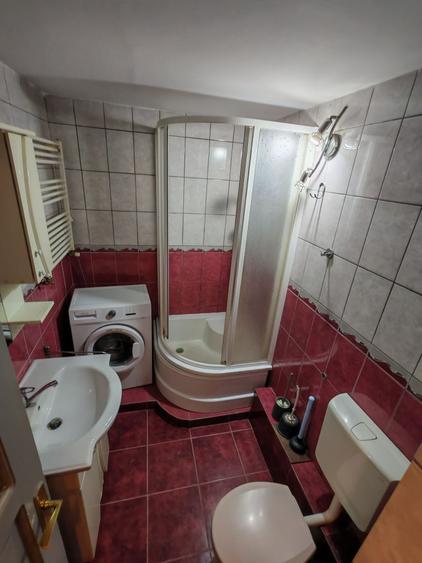 Apartament cu 2 camere decomandat în Cetate