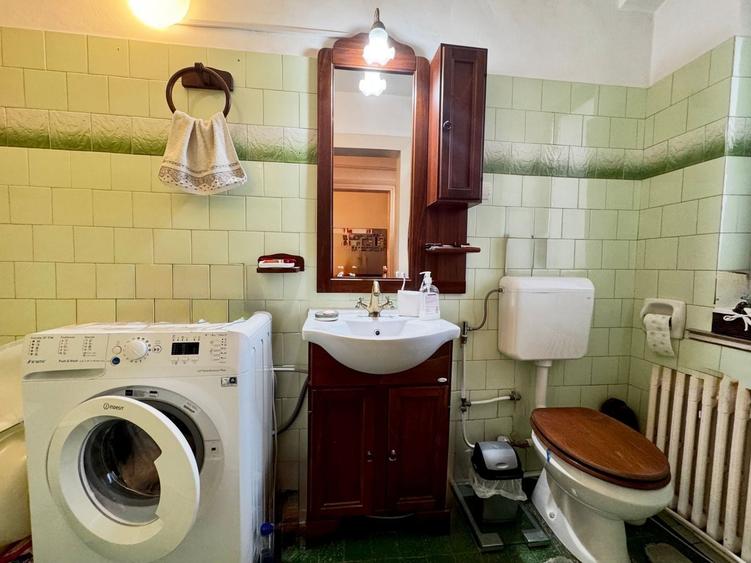 Apartament cu 2 camere decomandat, mobilat în Central