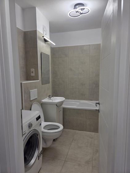 Apartament cu 2 camere semidecomandat în Sânpetru