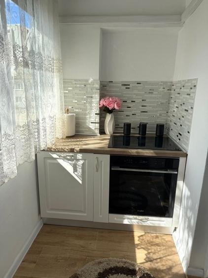 Apartament cu 3 camere decomandat în Iosia