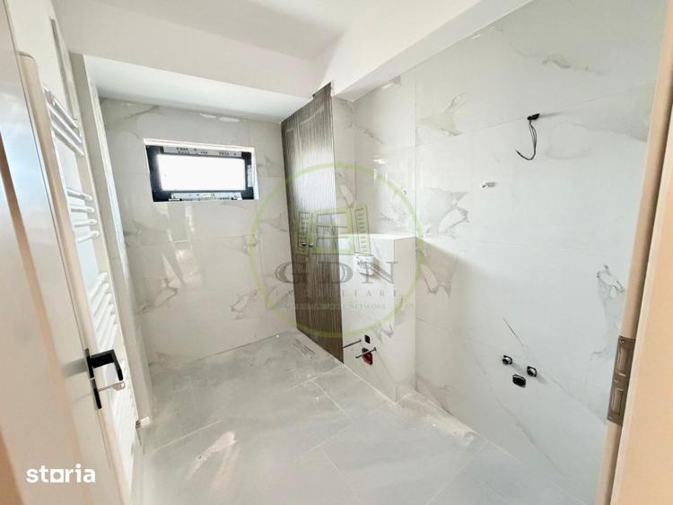 Apartament cu 3 camere decomandat în 1 Mai