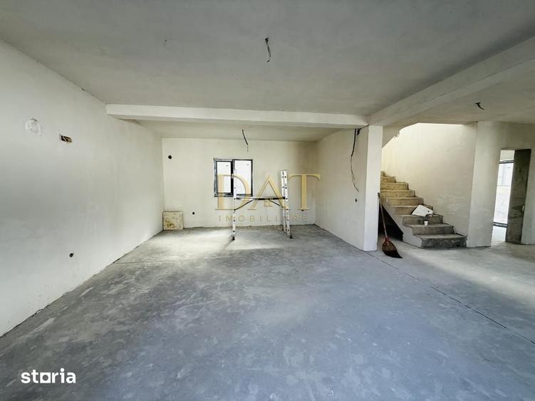 Casă cu 4 camere cu Teren 403 Mp în Dâmbul Rotund