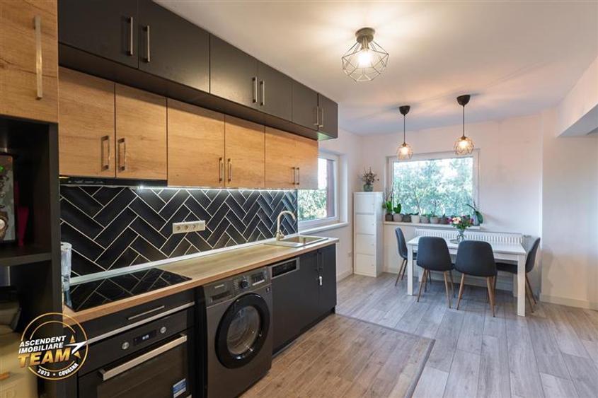 Apartament cu 2 camere decomandat, mobilat în Lenin