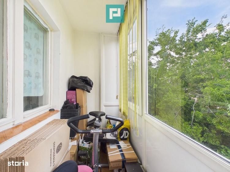 Apartament cu 3 camere decomandat în Aurel Vlaicu
