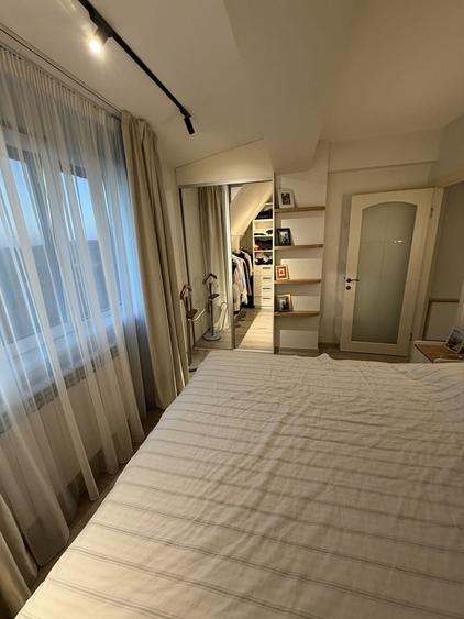Apartament cu 3 camere semidecomandat în Copou
